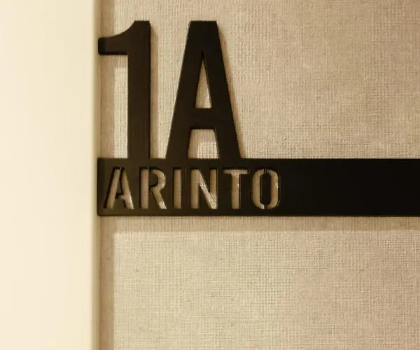 Trindade 19 - 1a Arinto דירה